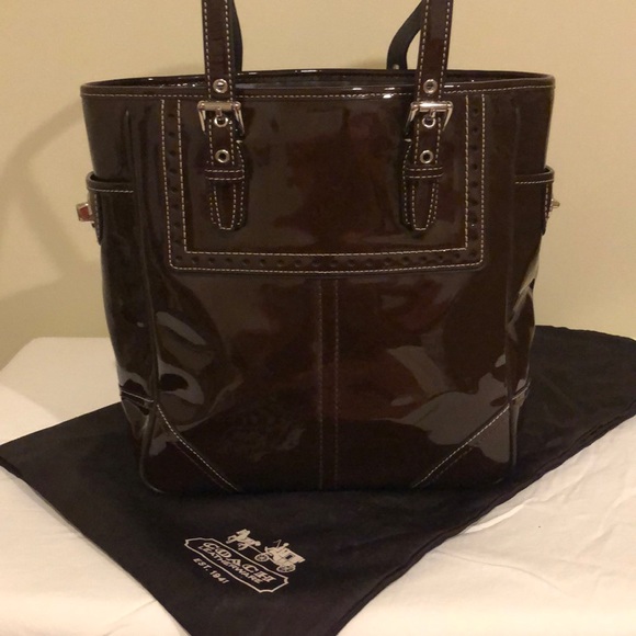Coach Patent Leather Gallery Tote - Picture 3 of 6